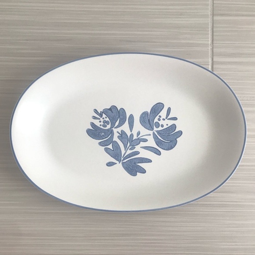 Pfaltzgraff Yorktowne Large Oval Platter